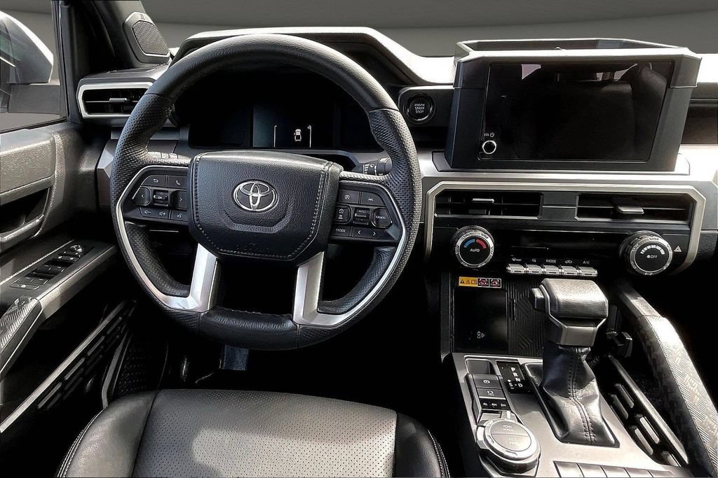 Used 2024 Toyota Tacoma SR5 w/ SR5 Upgrade Package AWD/4WD image 12