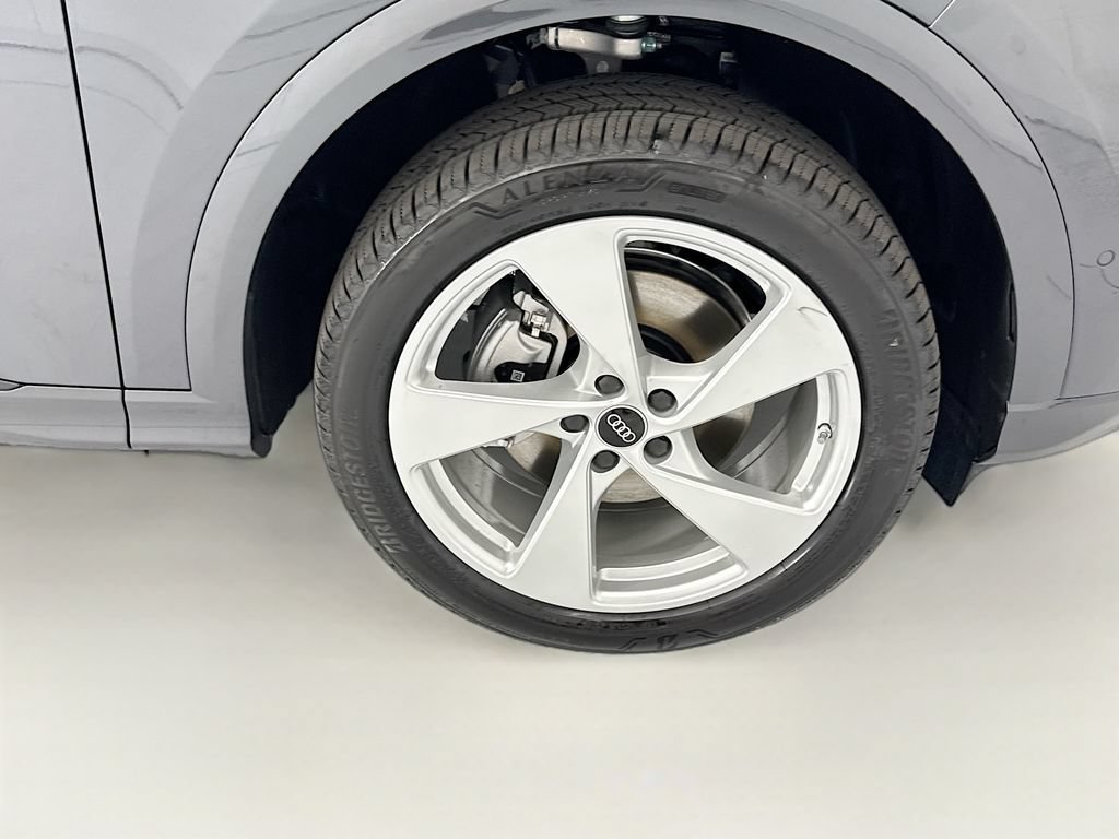 Used 2026 Audi Q5 Premium Plus w/ Premium Plus AWD/4WD image 31