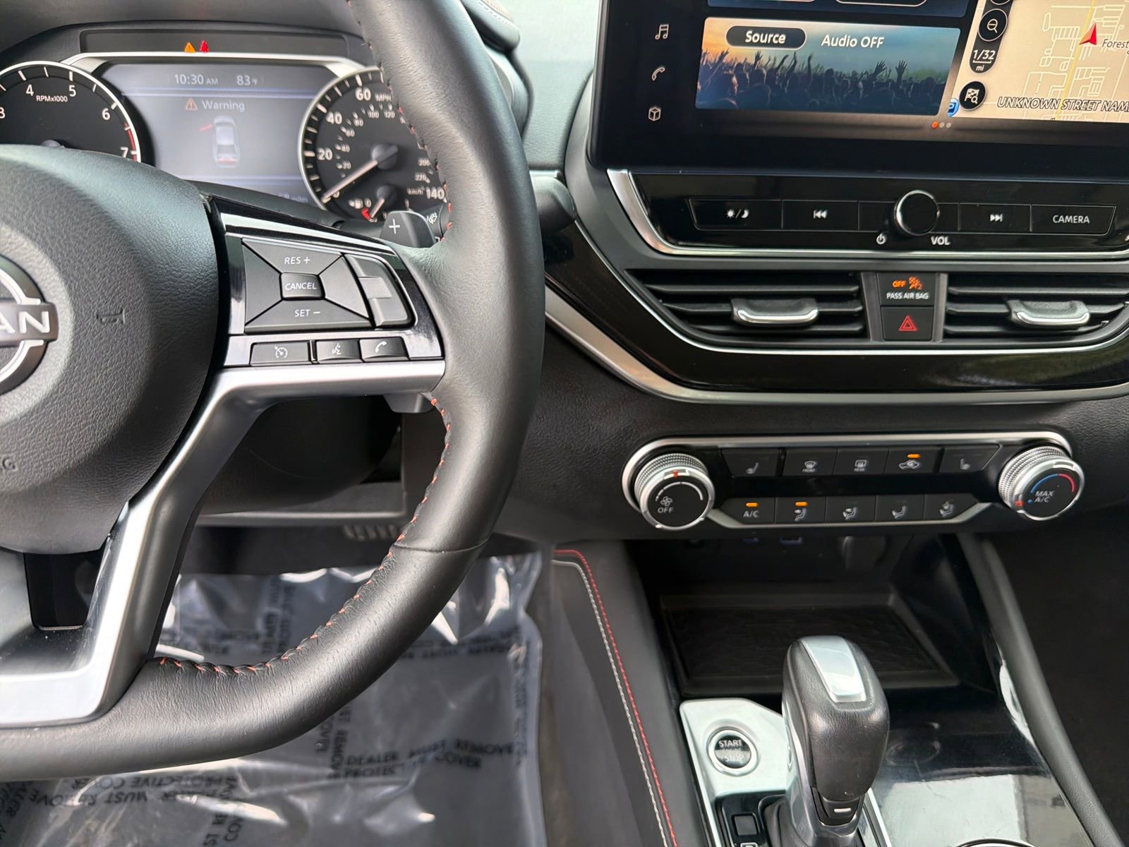 Used 2023 Nissan Altima 2.5 SR w/ SR Premium Package image 15