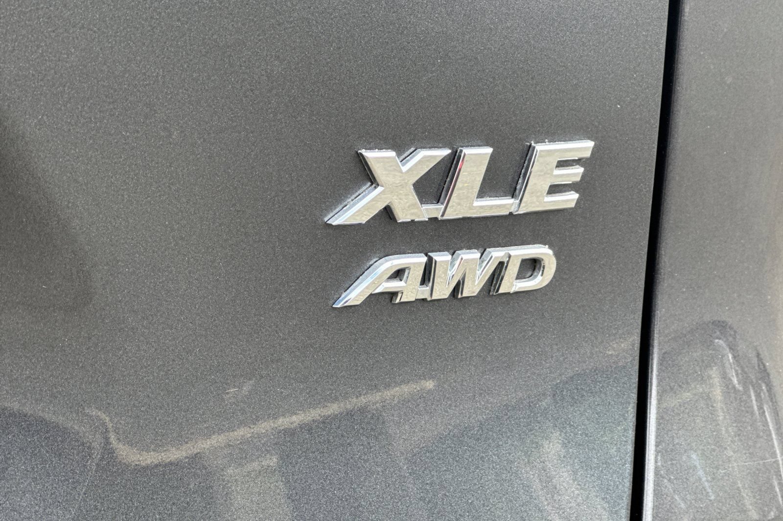 Used 2023 Toyota RAV4 XLE AWD/4WD image 25