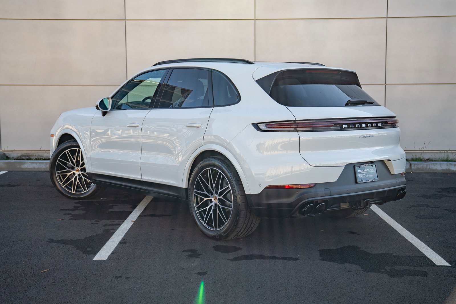 Used 2025 Porsche Cayenne image 3