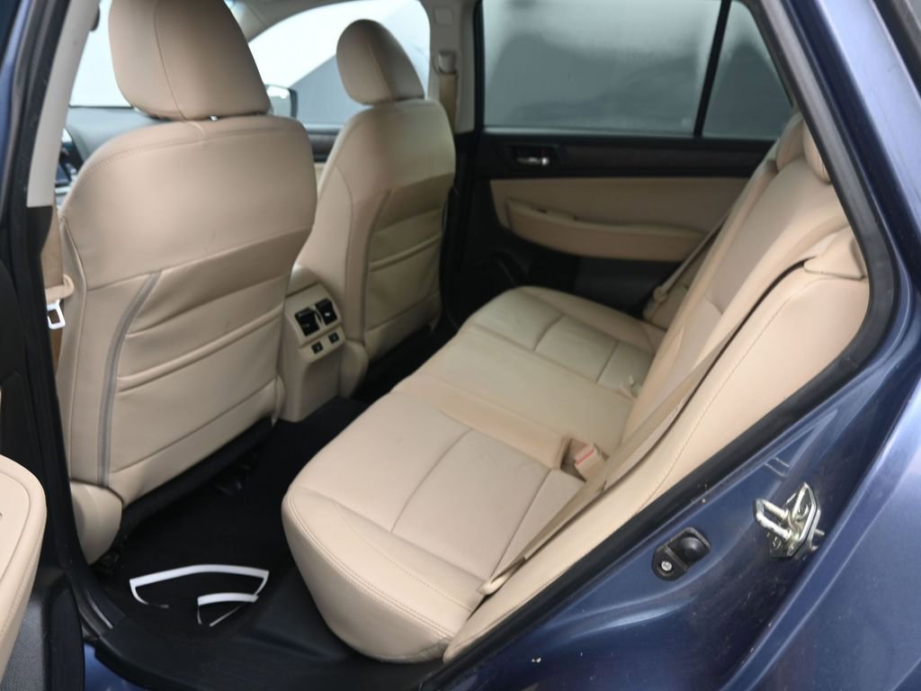 Used 2017 Subaru Outback 2.5i Limited image 16
