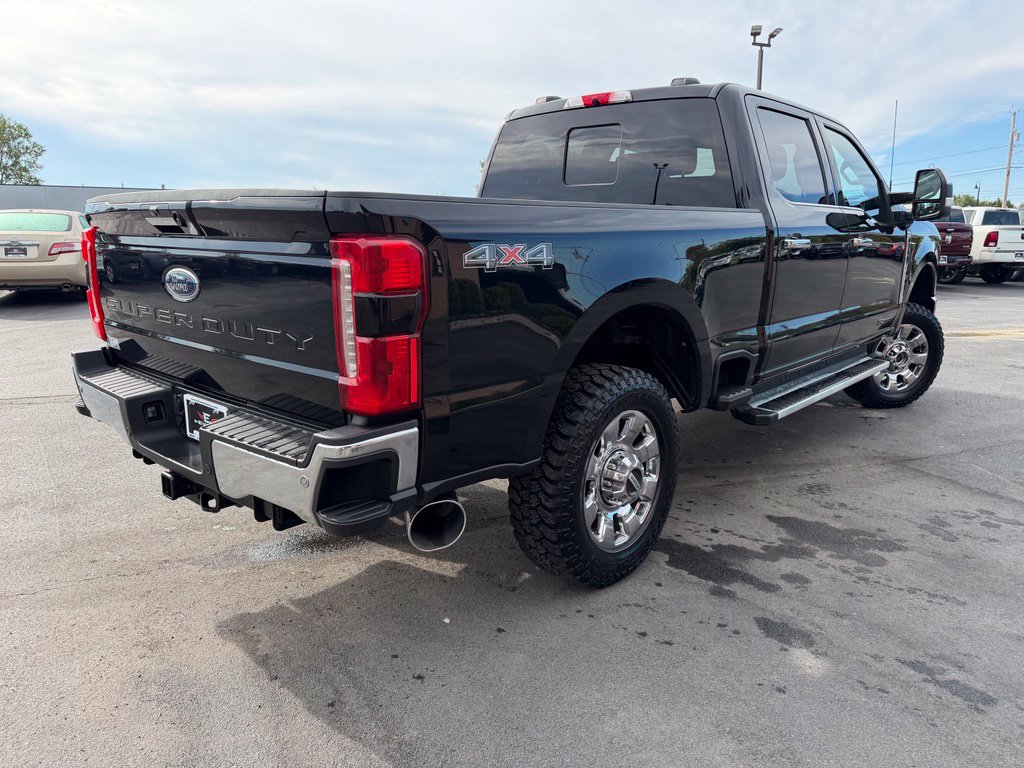 Used 2023 Ford F350 Lariat w/ Chrome Package AWD/4WD image 5