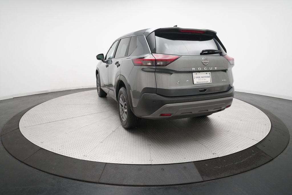 Used 2023 Nissan Rogue S AWD/4WD image 32