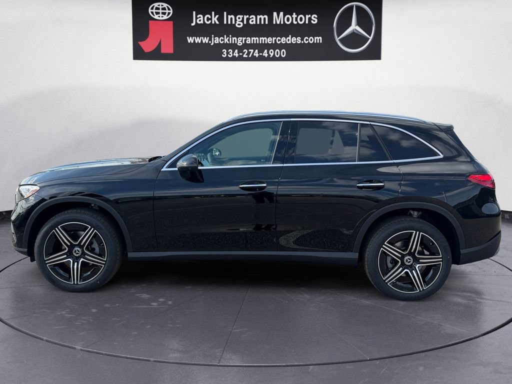 New 2026 Mercedes-Benz GLC 300 image 2