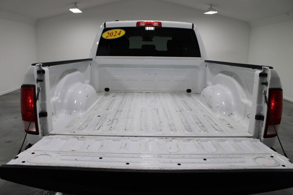 Used 2024 RAM 1500 Classic SLT image 15
