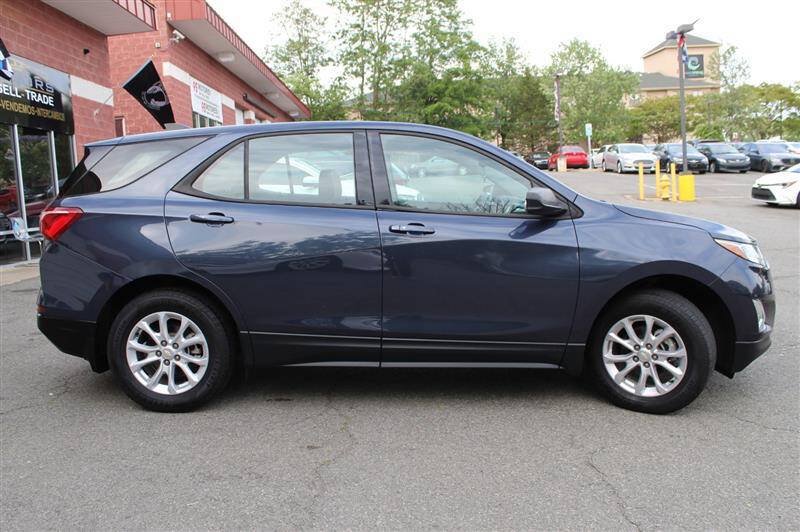 Used 2018 Chevrolet Equinox LS w/ LPO, Protection Package AWD/4WD image 6
