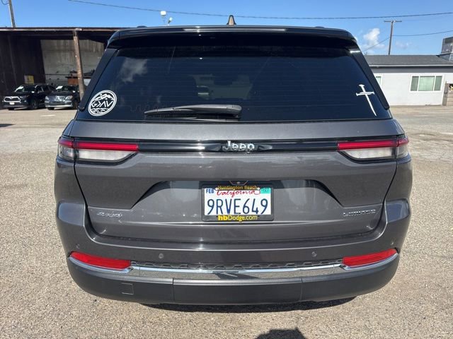Used 2022 Jeep Grand Cherokee Limited AWD/4WD image 6