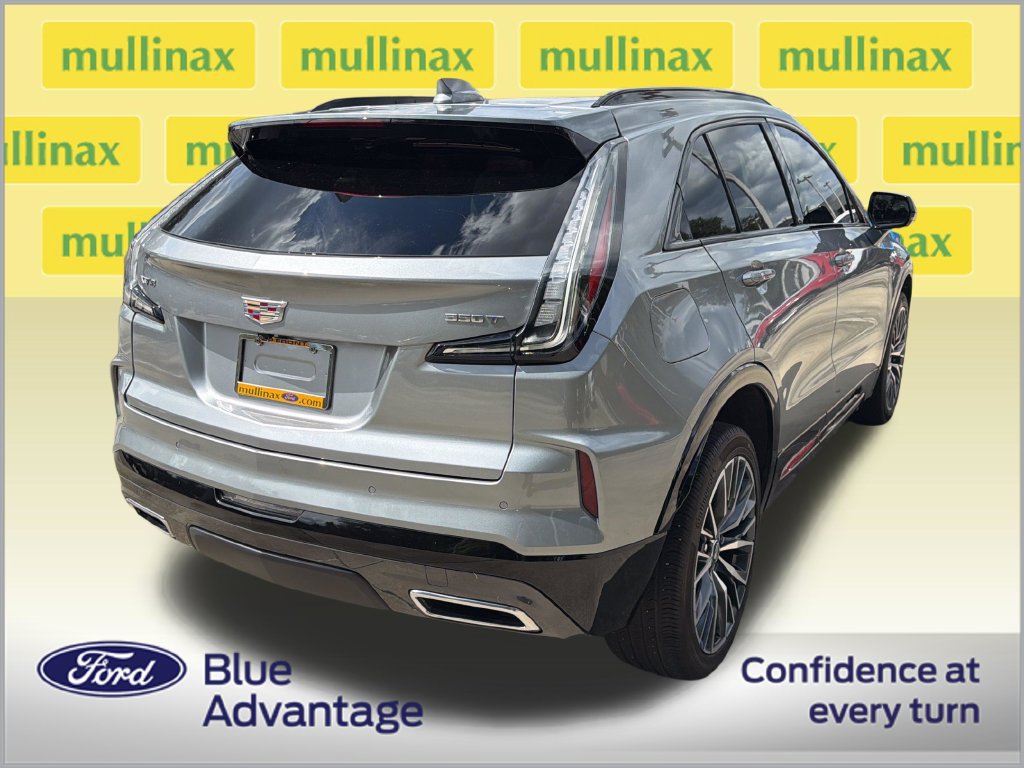 Used 2025 Cadillac XT4 Sport FWD image 4