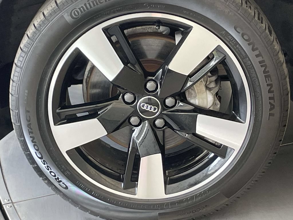 Used 2019 Audi Q5 2.0T Premium Plus w/ Premium Plus Package AWD/4WD image 11
