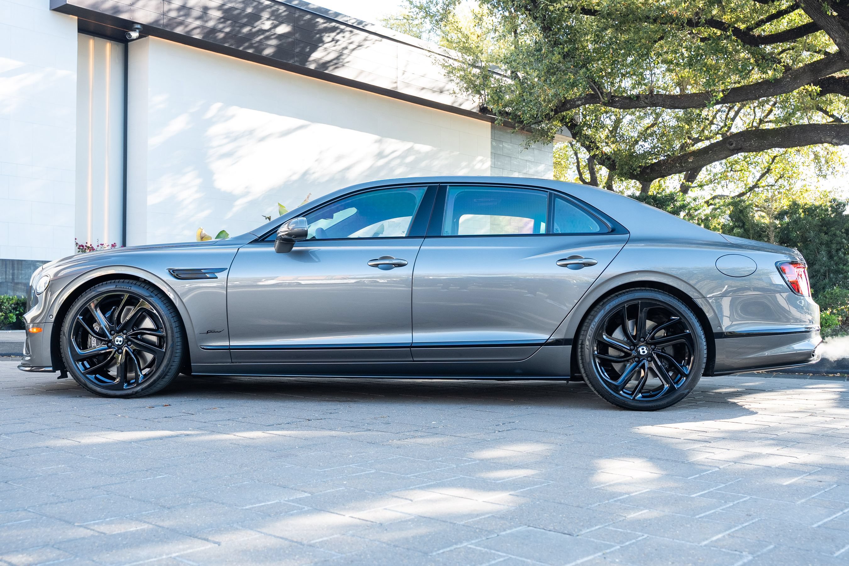 Certified 2025 Bentley Flying Spur Plug-In Hybrid AWD/4WD image 55