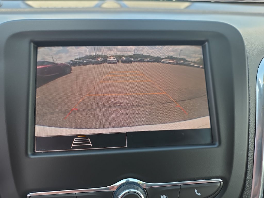 Used 2023 Chevrolet Equinox LS AWD/4WD image 20