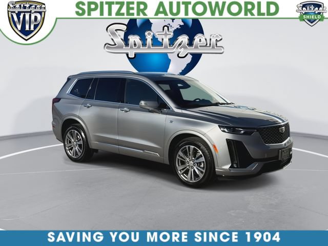 Used 2025 Cadillac XT6 Premium Luxury AWD/4WD image 2
