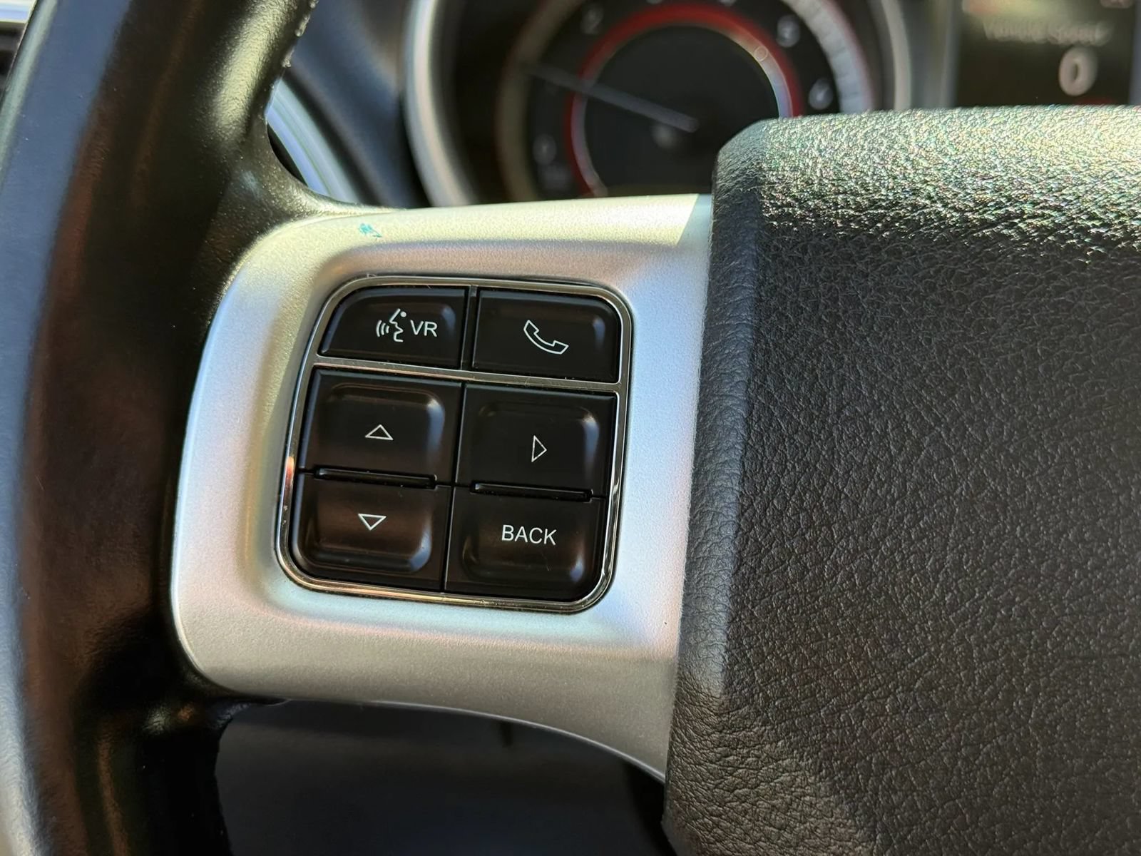 Used 2020 Dodge Journey SE w/ SE Popular Equipment Group FWD image 26