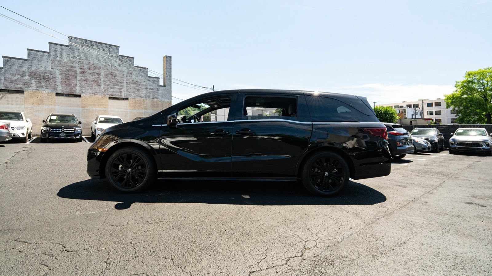 Used 2025 Honda Odyssey Sport-L image 6