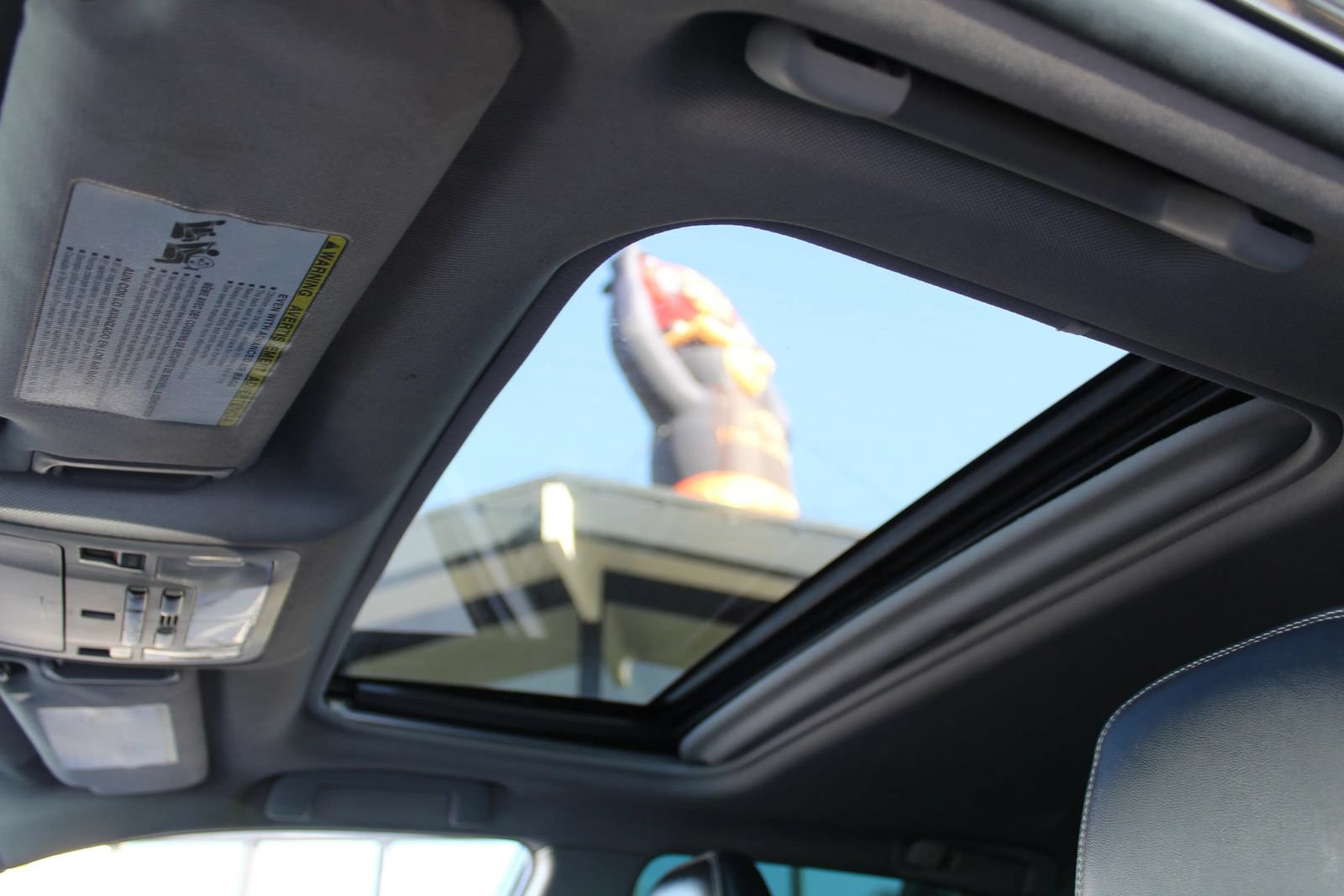 Used 2015 Toyota Camry XLE w/ Moonroof Package FWD image 27