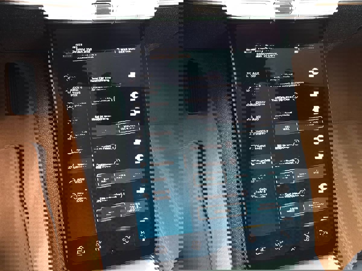 Used 2023 Lucid Air Touring image 46