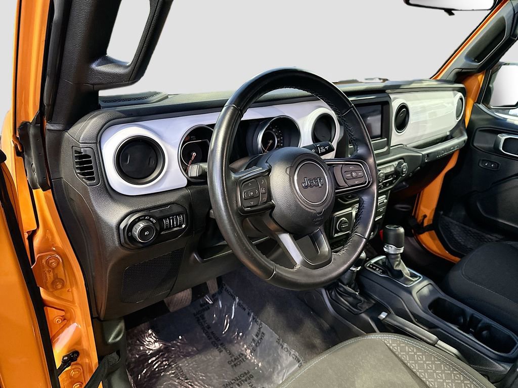Used 2021 Jeep Wrangler Islander image 12