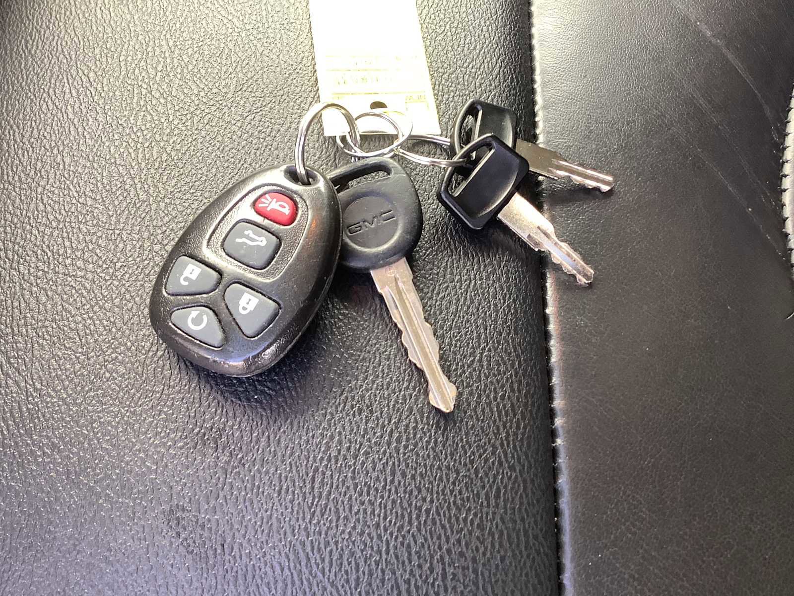 Used 2015 GMC Acadia SLT image 20