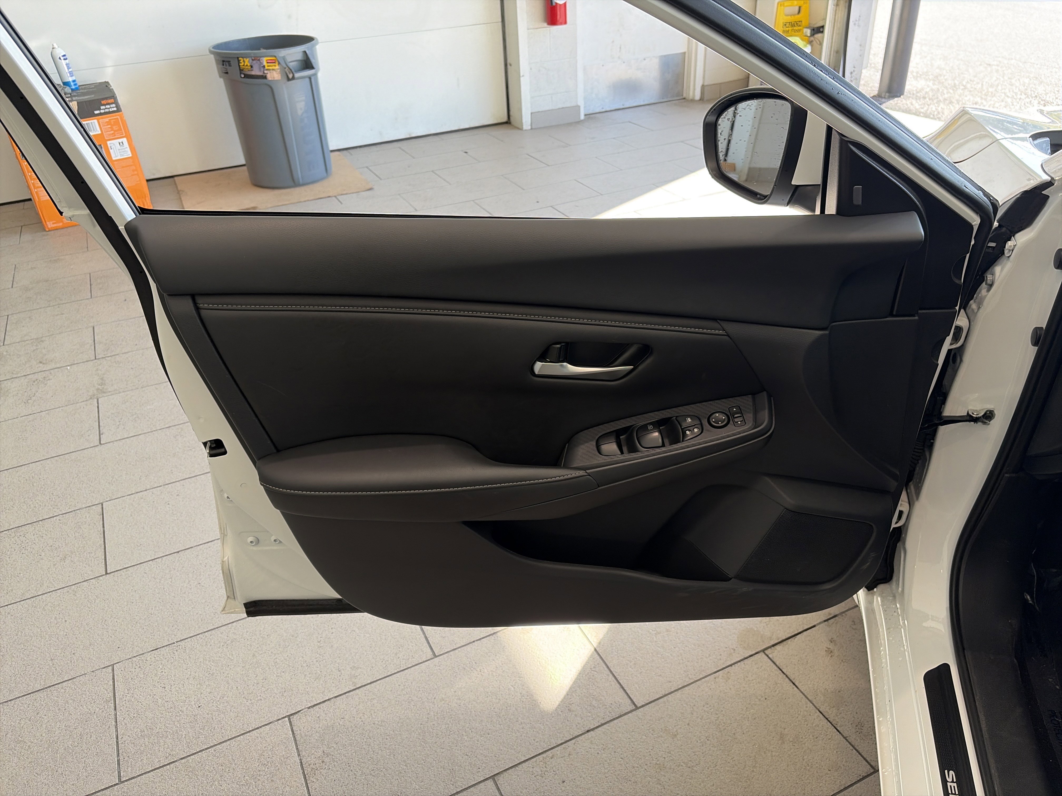 Used 2024 Nissan Sentra SV image 15