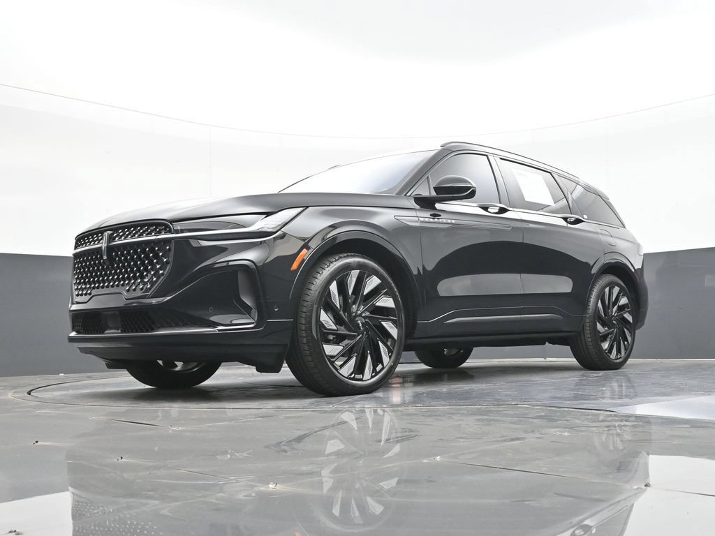 Used 2024 Lincoln Nautilus Reserve w/ Equipment Group 202A AWD/4WD image 55