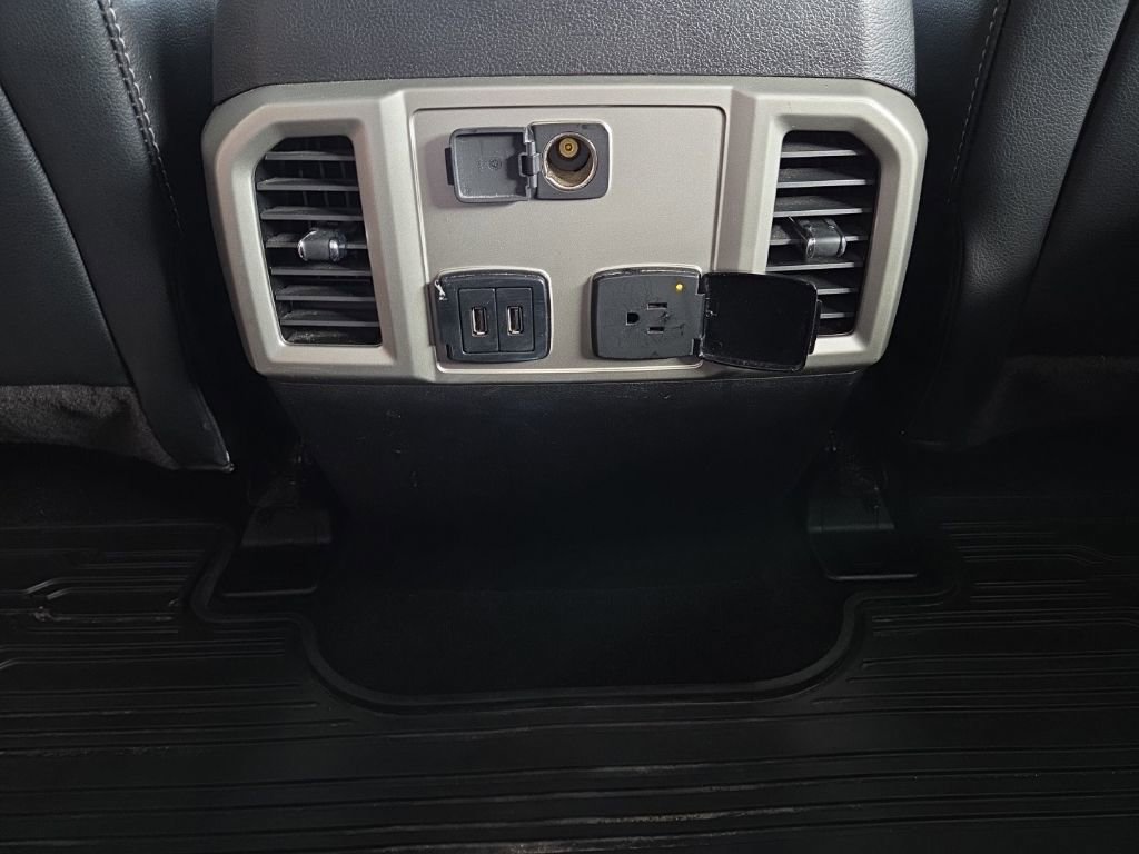 Used 2019 Ford F150 Lariat w/ Max Trailer Tow Package AWD/4WD image 22
