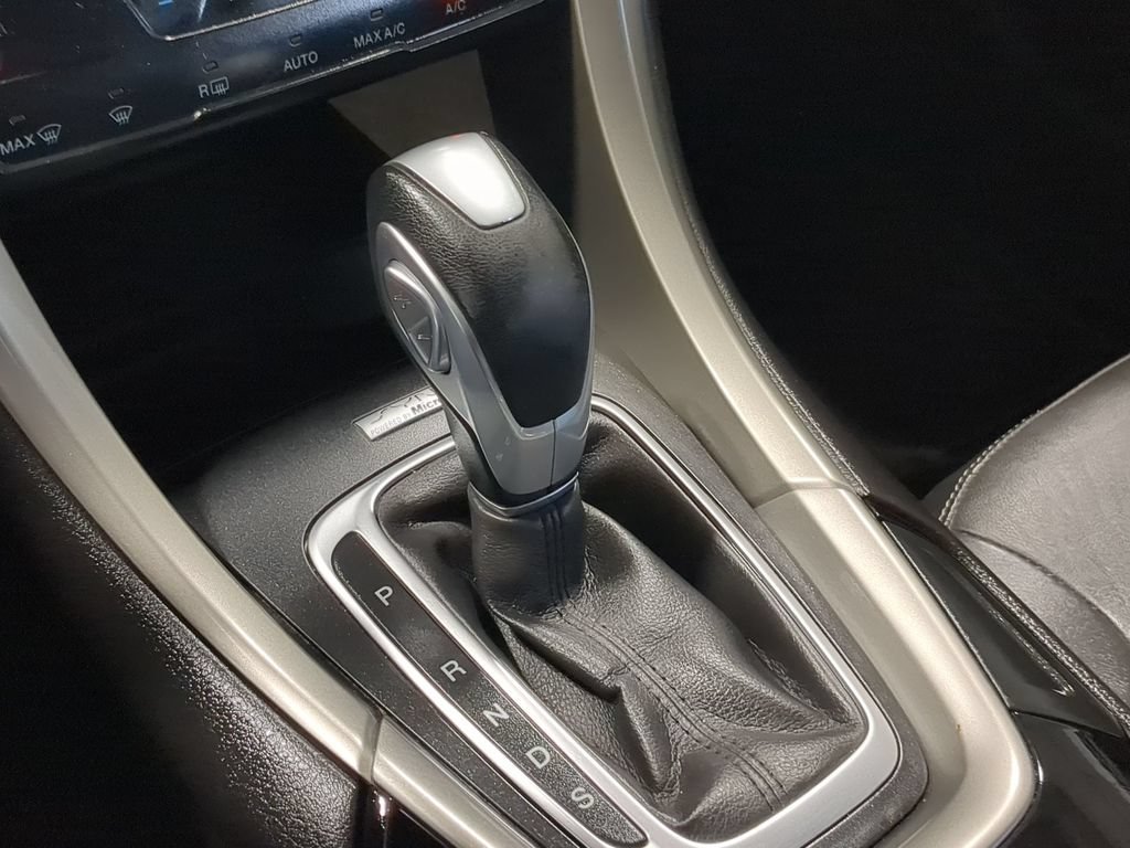 Used 2014 Ford Fusion SE w/ Equipment Group 202A FWD image 34