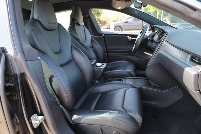 Used 2020 Tesla Model S Performance AWD/4WD image 25
