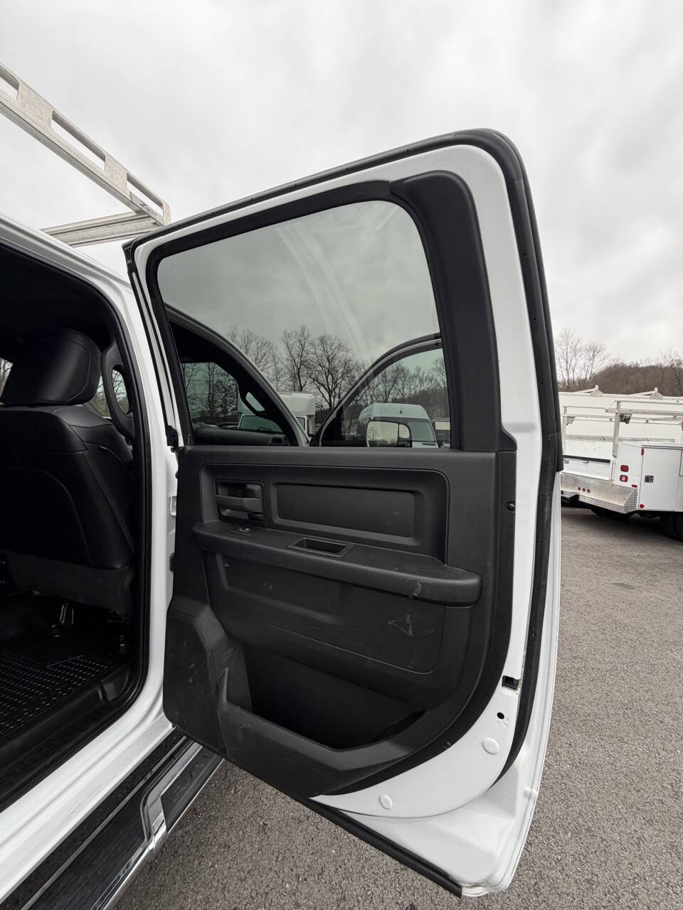 Used 2022 RAM 2500 Tradesman w/ Chrome Appearance Group image 56