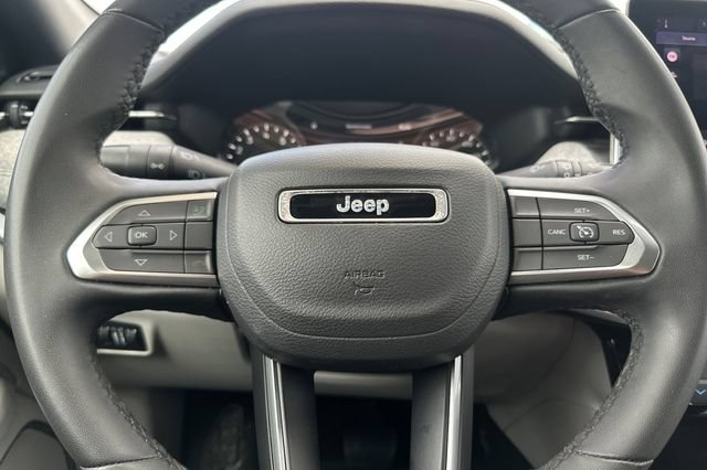 Certified 2024 Jeep Compass Latitude AWD/4WD image 23