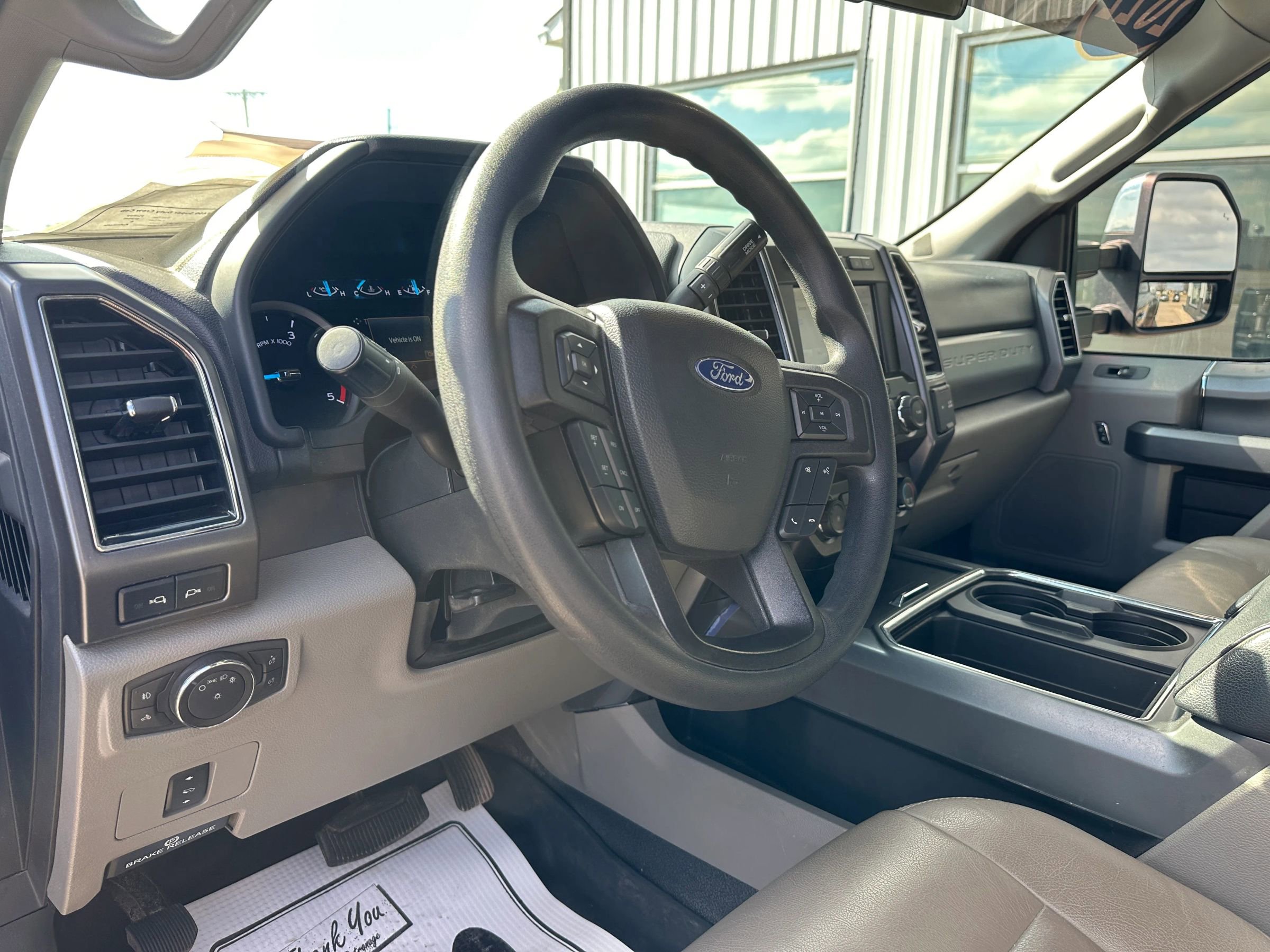 Used 2022 Ford F450 XLT w/ XLT Premium Package image 17