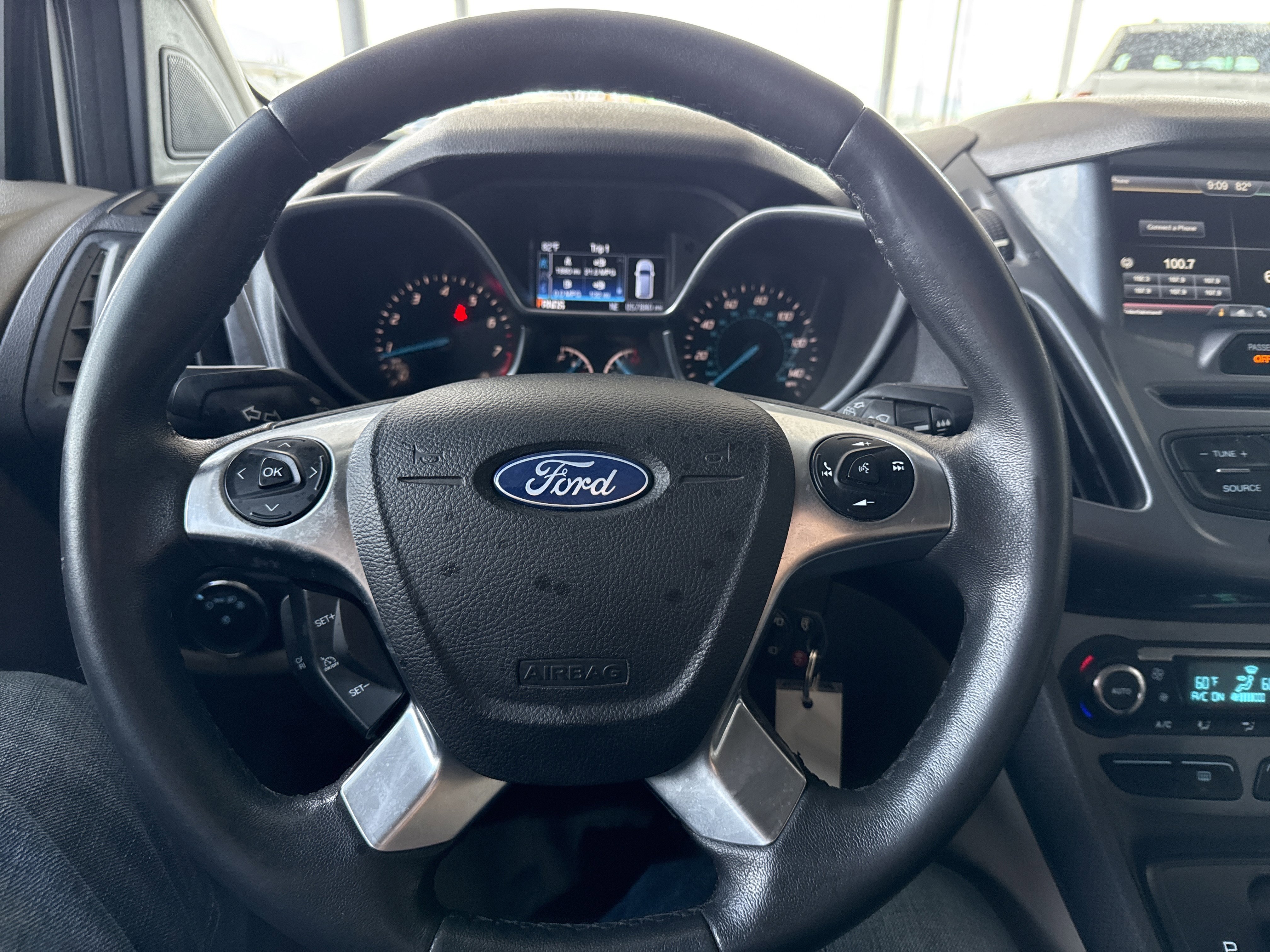 Used 2015 Ford Transit Connect Titanium image 34