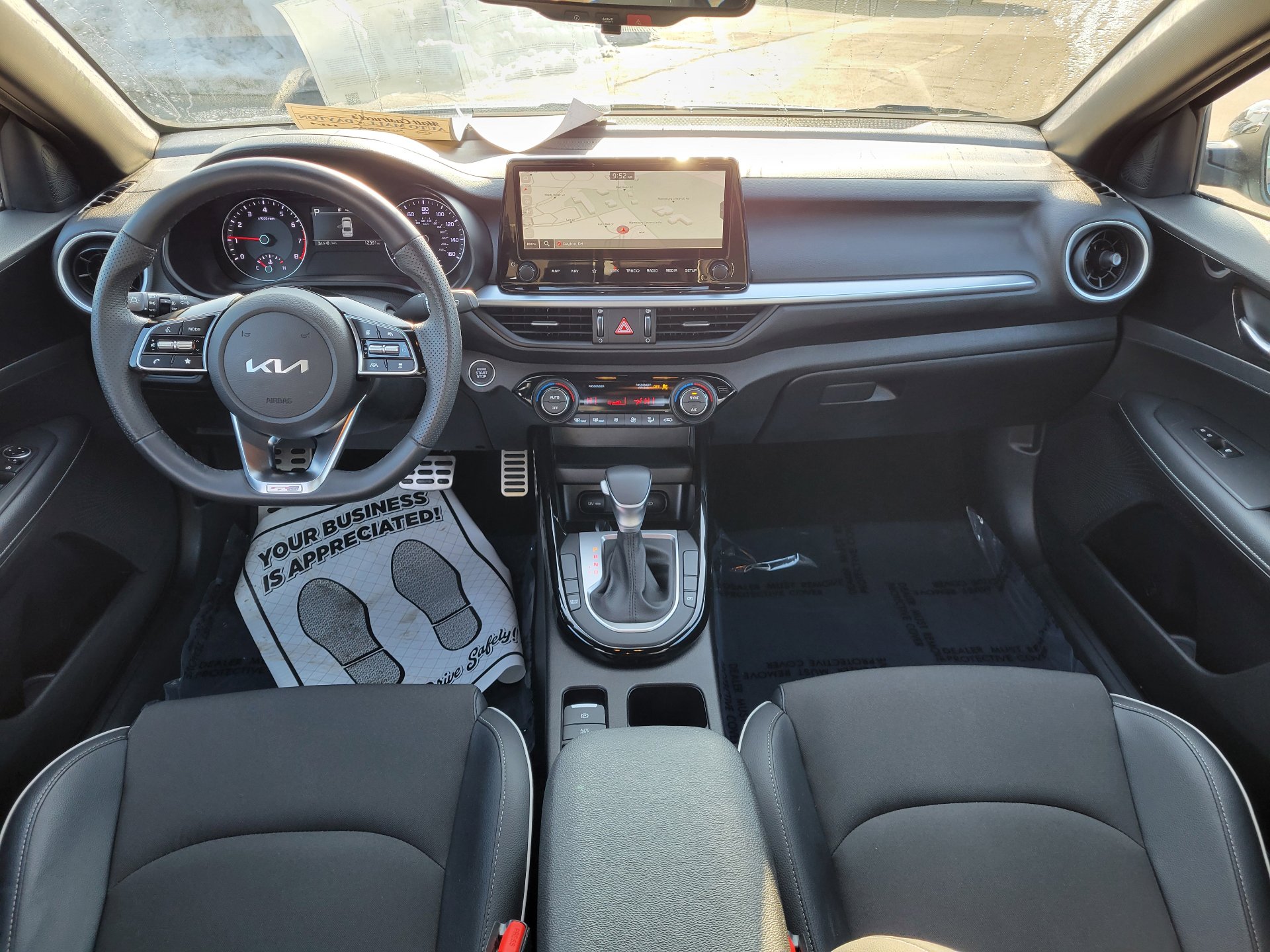 Used 2023 Kia Forte GT-Line w/ GT-Line Technology Package image 9