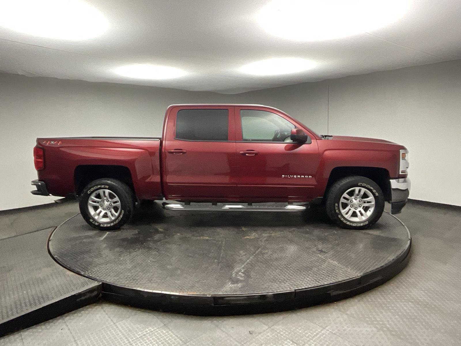Used 2018 Chevrolet Silverado 1500 LT w/ All Star Edition AWD/4WD image 8