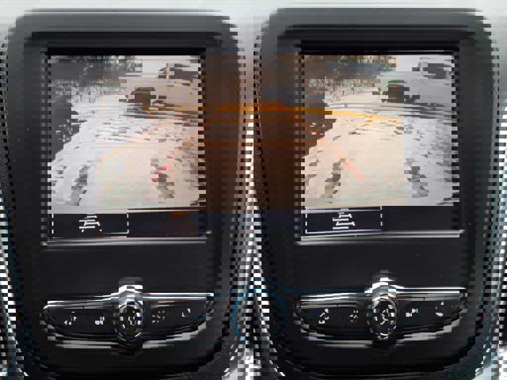 Used 2023 Chevrolet Equinox LT image 14