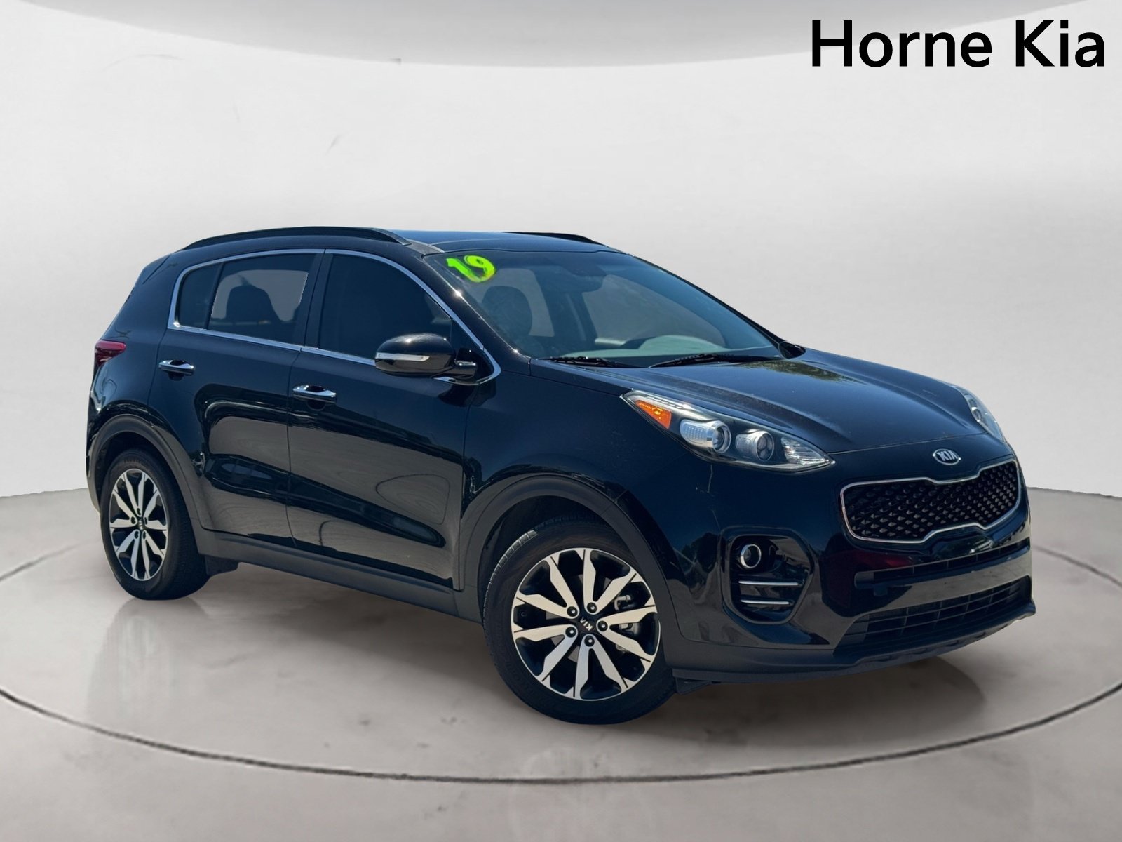 Used 2019 Kia Sportage EX w/ EX Premium Package FWD image 2