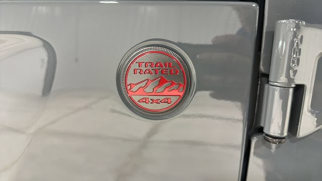 Used 2025 Jeep Wrangler Unlimited Rubicon AWD/4WD image 30