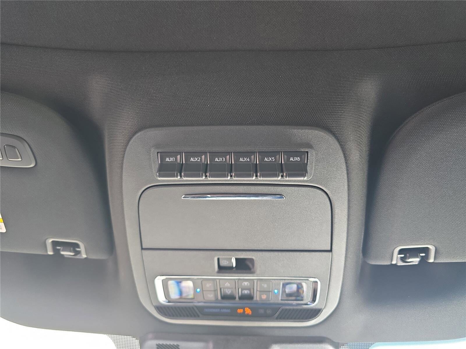Used 2026 Ford F150 Raptor AWD/4WD image 24