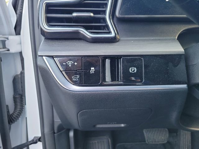 Used 2023 Kia Sportage X-Line w/ X-Line Premium Package image 16