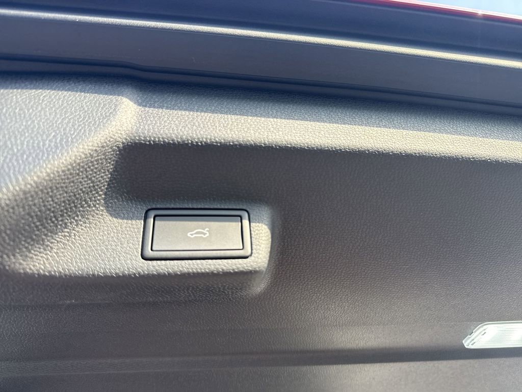New 2025 Volkswagen ID. Buzz Pro S Plus AWD/4WD image 44