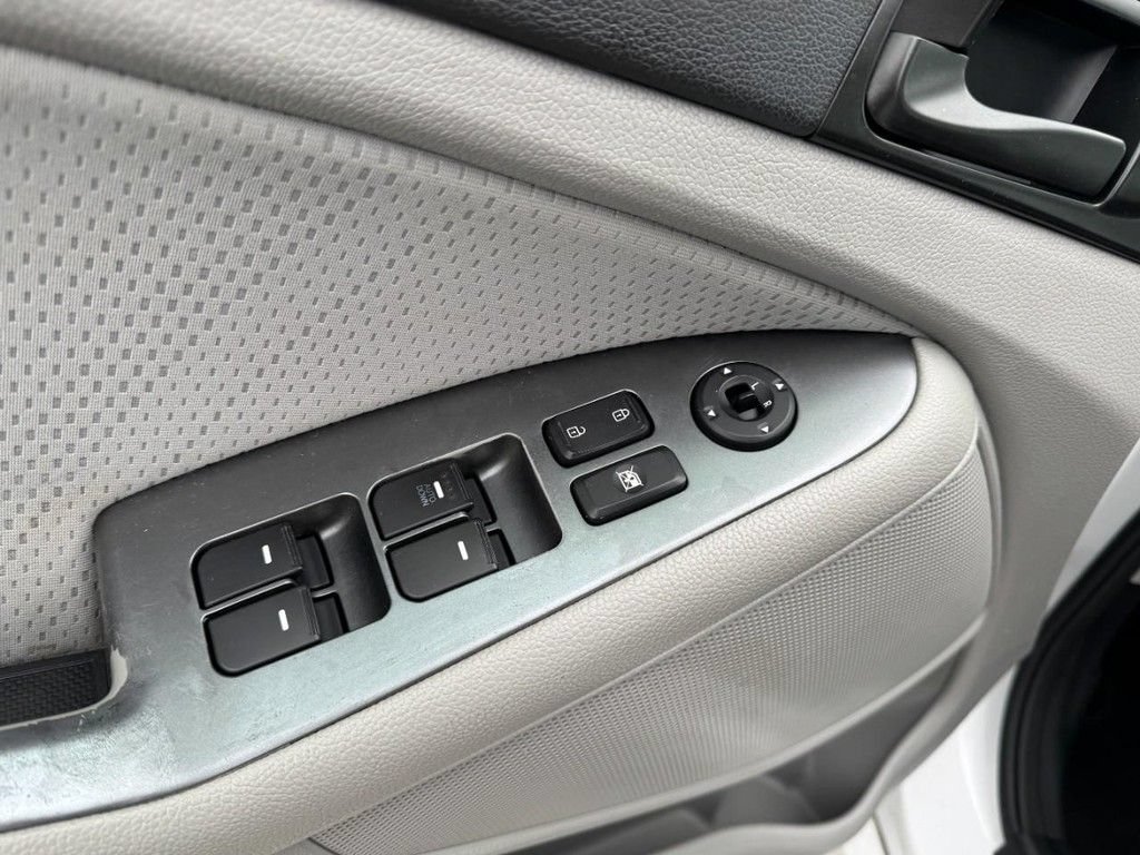 Used 2014 Kia Optima LX FWD image 15