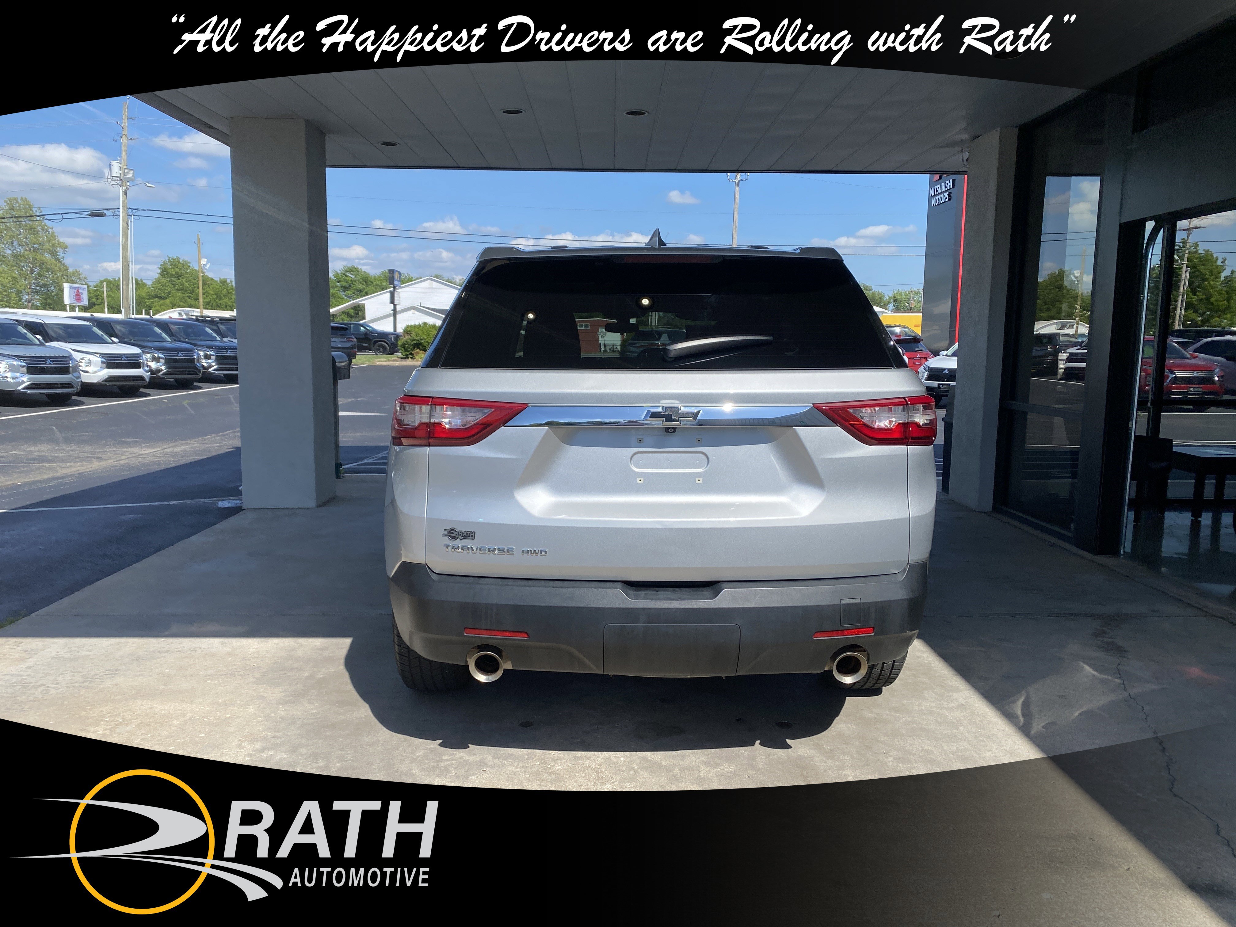Used 2020 Chevrolet Traverse LS AWD/4WD image 7