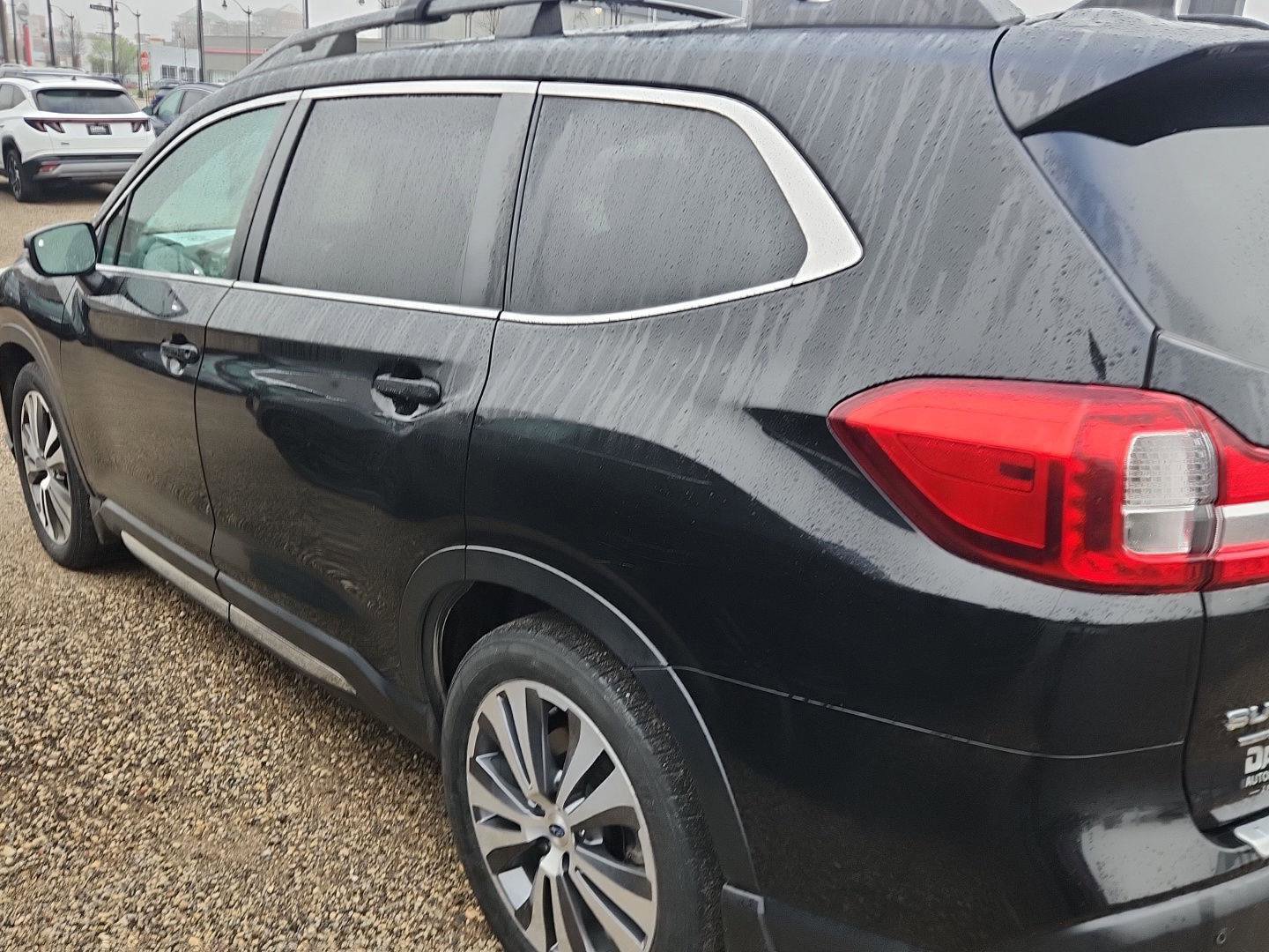 Used 2021 Subaru Ascent Limited w/ Technology Package image 5