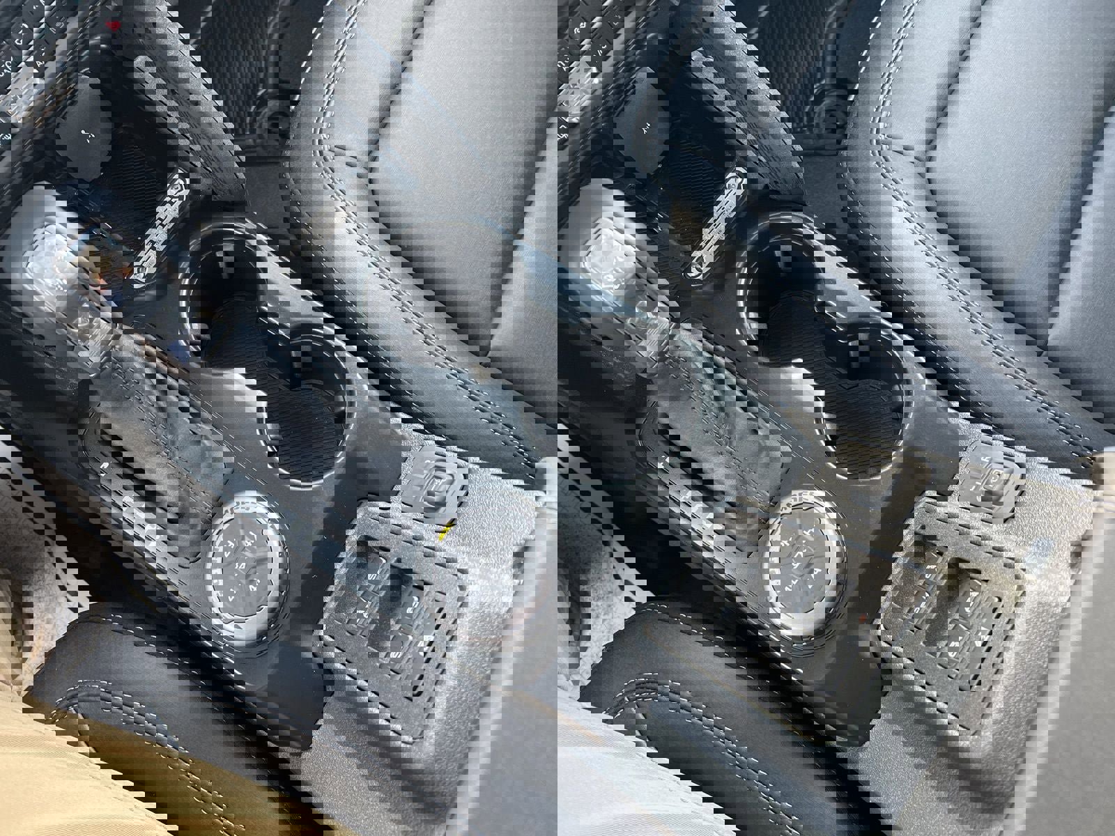 New 2025 Ford Bronco Badlands image 24