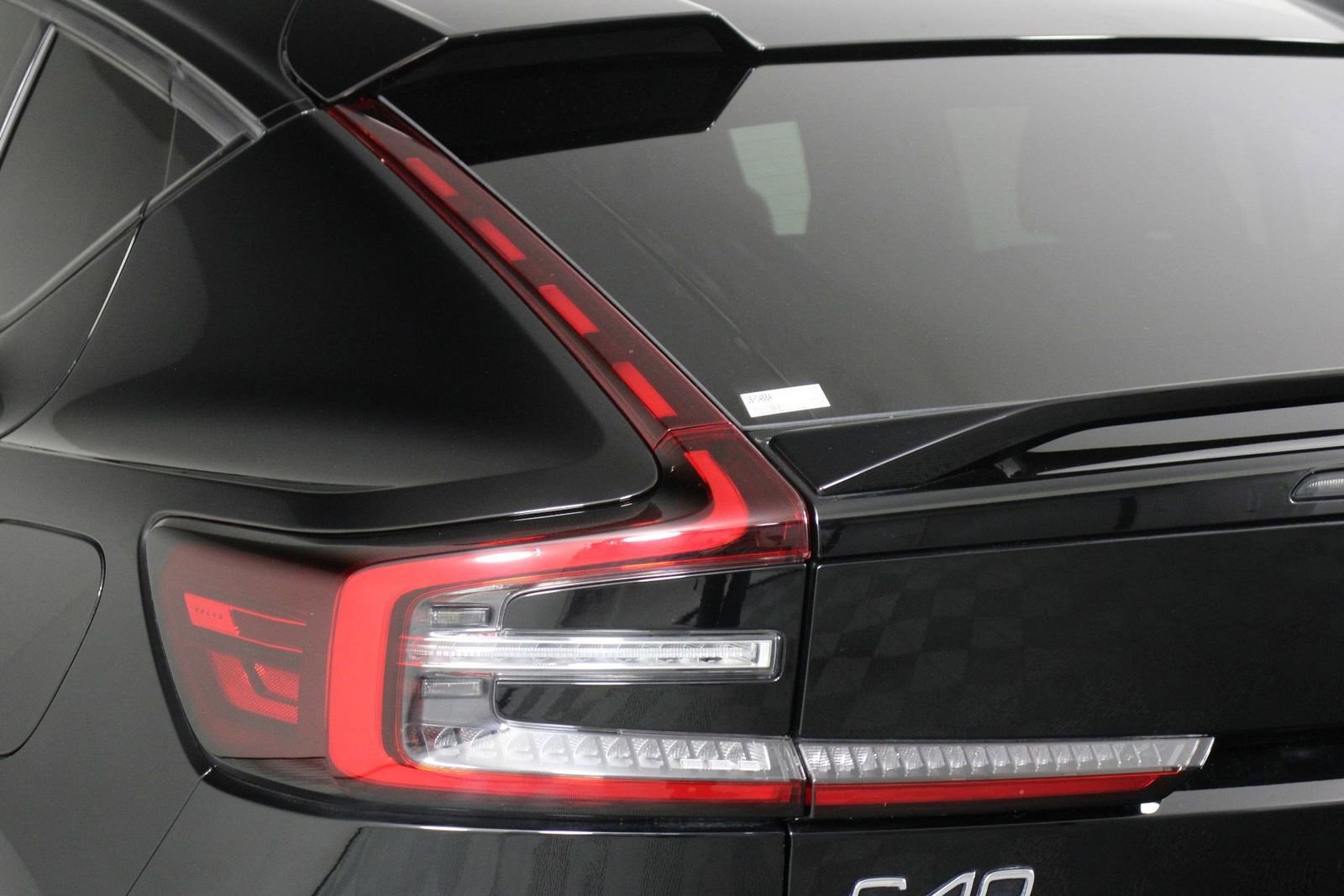Certified 2023 Volvo C40 P8 Recharge Plus w/ Protection Package Premier AWD/4WD image 18