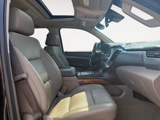 Used 2018 Chevrolet Tahoe Premier AWD/4WD image 12