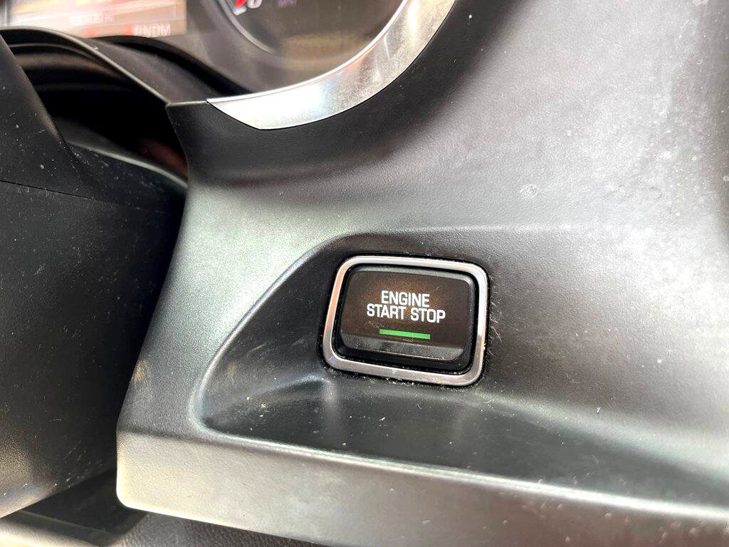 Used 2020 Chevrolet Camaro LT image 24