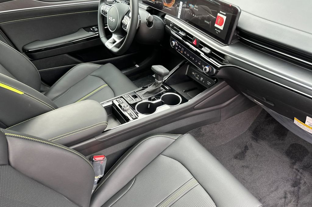 Certified 2026 Kia K5 GT FWD image 16