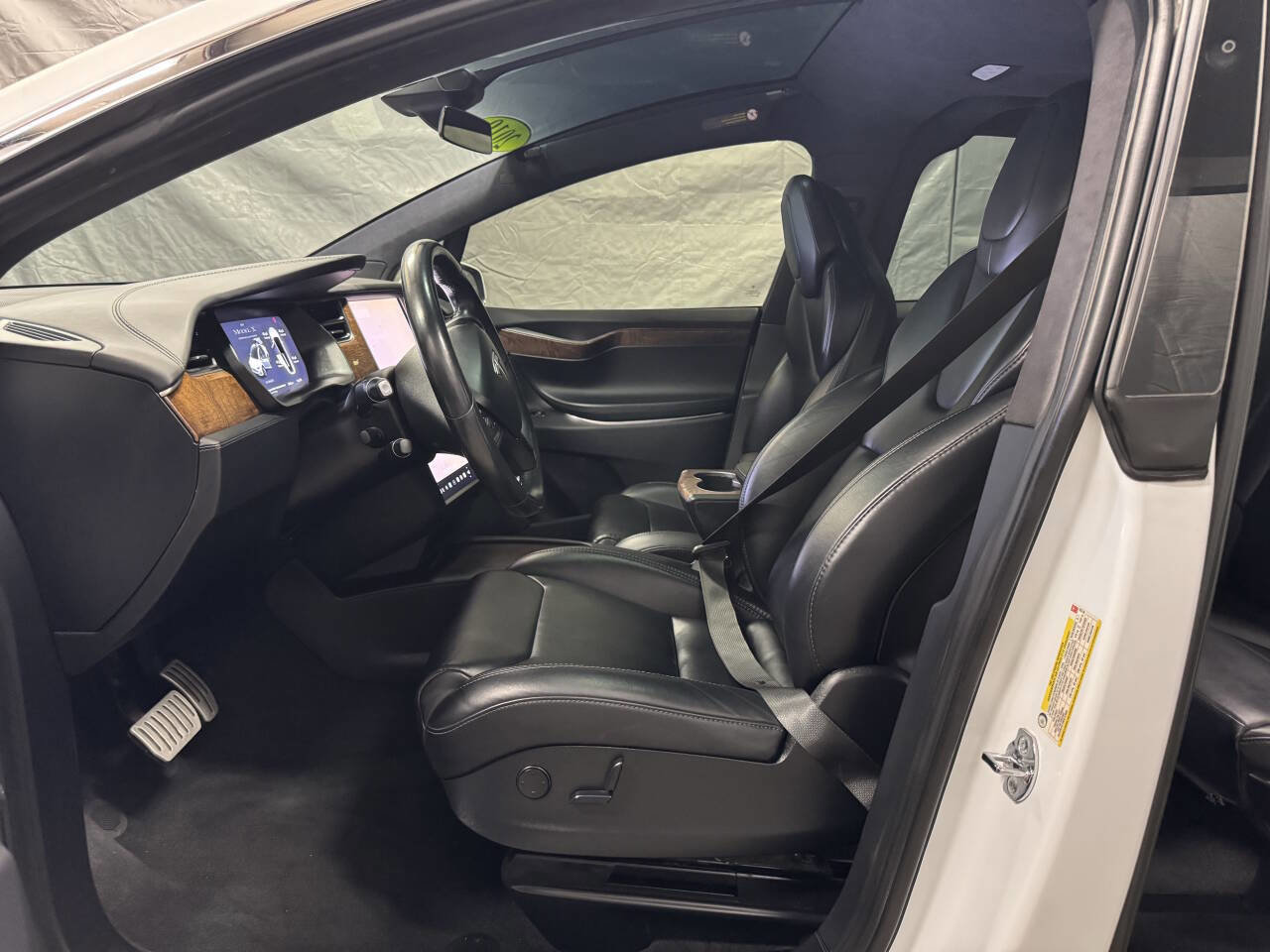 Used 2019 Tesla Model X Performance image 8