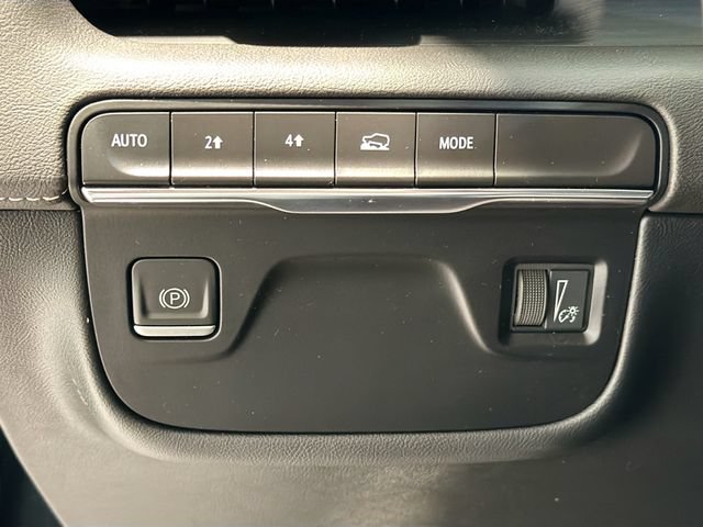 Certified 2023 Cadillac Escalade Premium Luxury AWD/4WD image 9